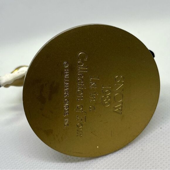 Vintage Full Set Of 5‎ Hallmark Christmas Carousel Horses & Display Stand 1989 - Picture 5 of 11